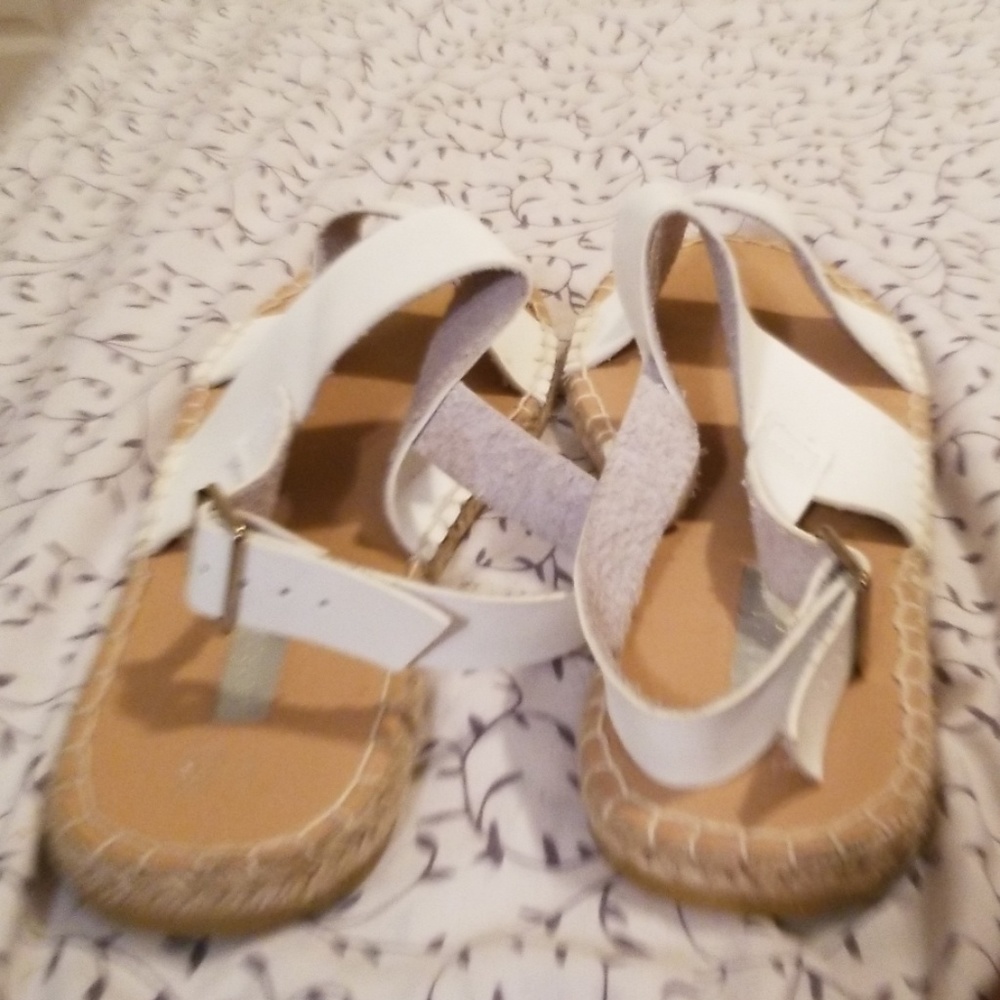Sandals - Picture 2 of 3